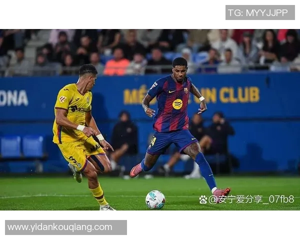 曼联与巴萨激战正酣直播比分实时更新精彩瞬间回顾 曼联与巴萨激战正酣直播比分实时更新精彩瞬间回顾